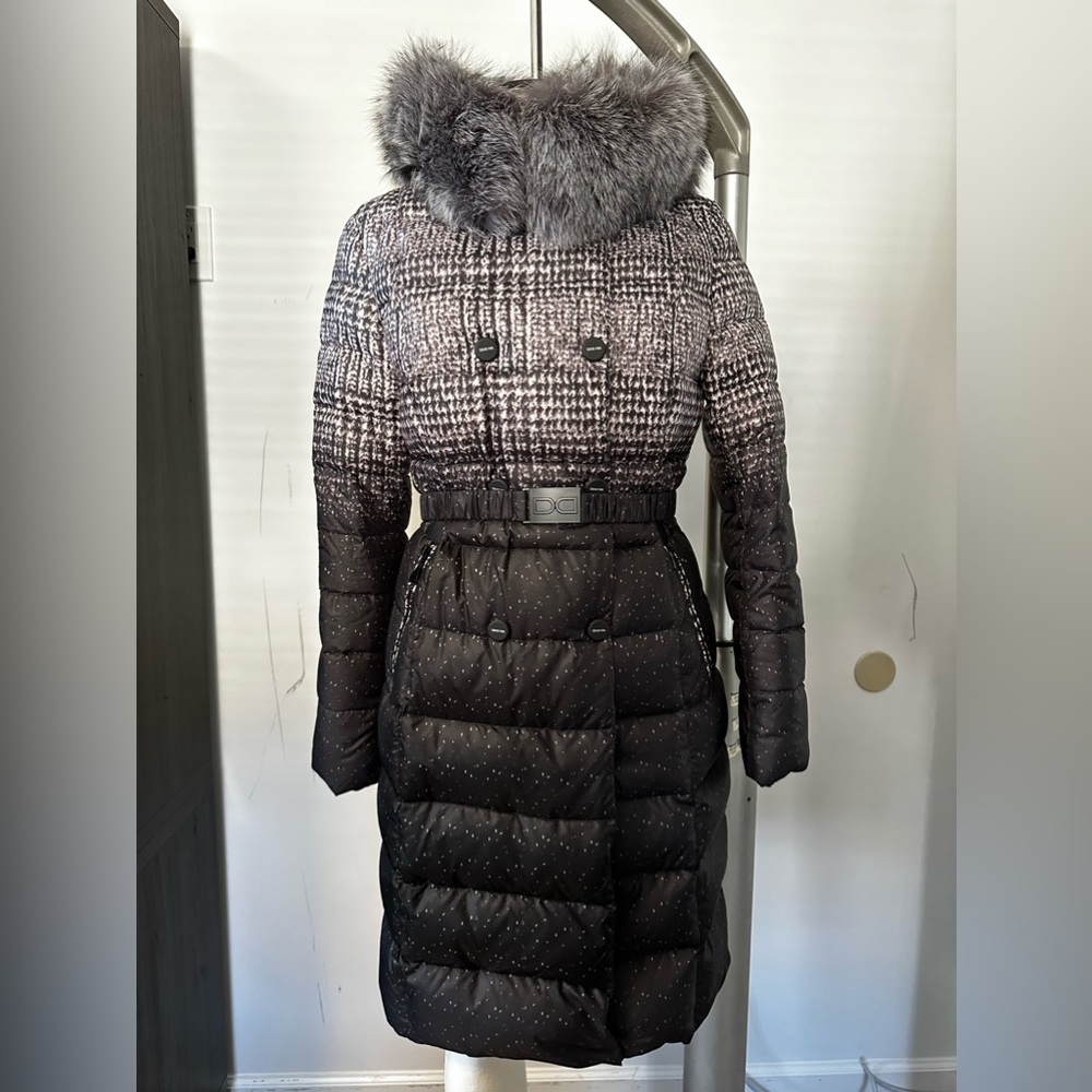 Down coat with removable black fox natural fur.